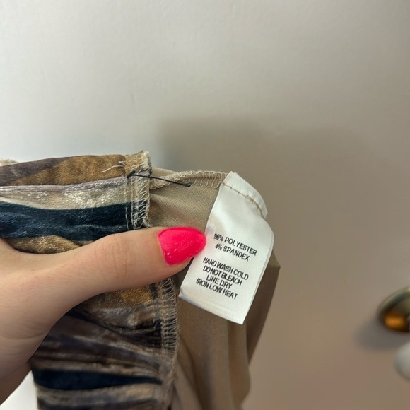 NWT Lulus Frou Frou Tan Multi Striped Velvet Cropped Wide-Leg Pants Large - Picture 7 of 12